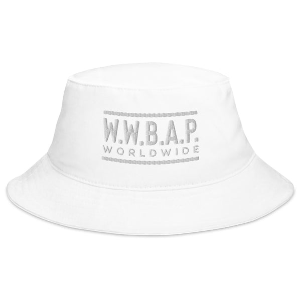 CLASSIC BLACK BUCKET HAT