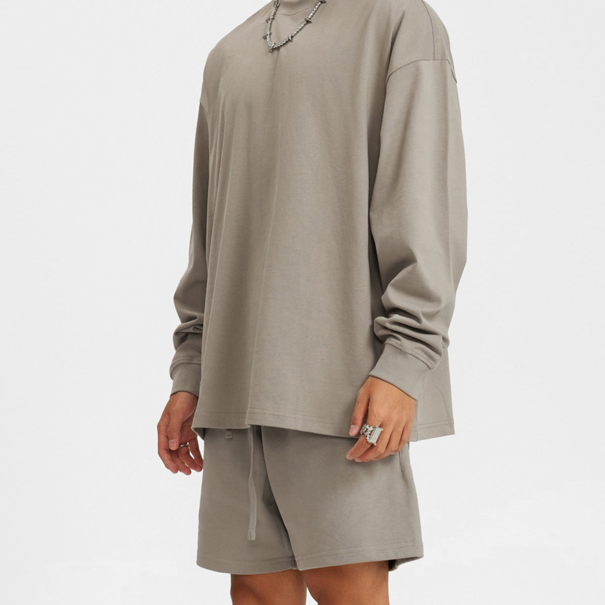 UNISEX OVERSIZED LONG SLEEVE T-SHIRT (W)